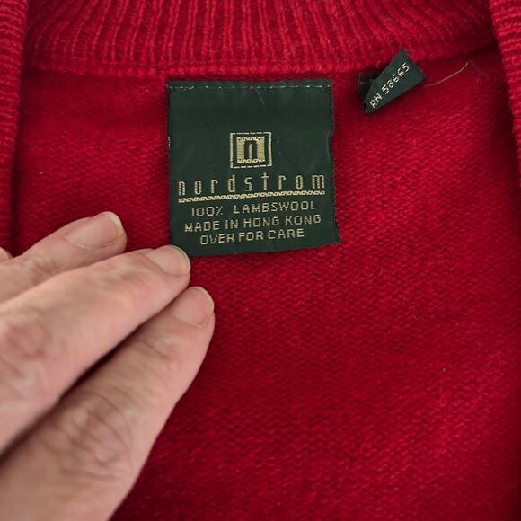 Nordstrom Sweater Mens 100% Lambs Wool VNeck Red SZXLT Classic Soft Knit - Picture 5 of 9